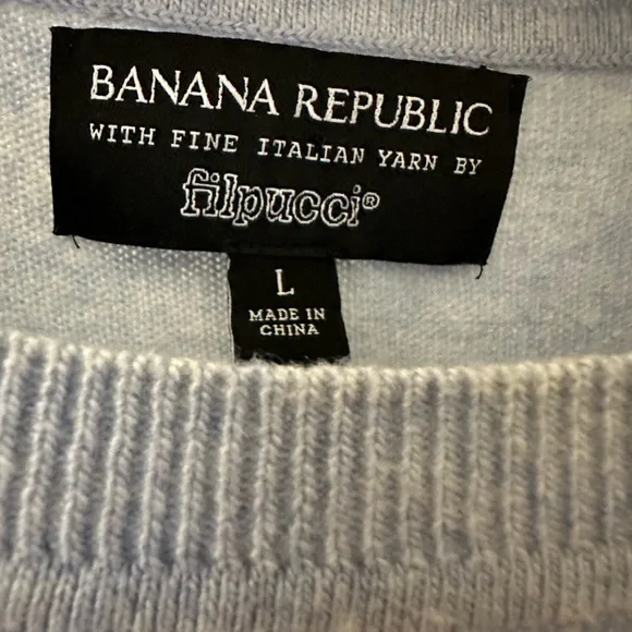 Banana Republic Wool and Cashmere blend. Beautiful soft blue/green color. - Picture 2 of 8
